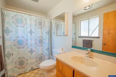951 Dogwood St, Sweet Home, OR 97386 - Photo 16