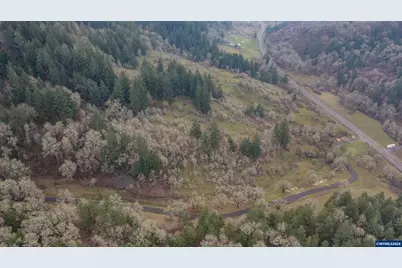 25045 Gap Rd, Brownsville, OR 97327 - Photo 46