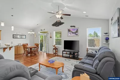 240 Sparks St, Monmouth, OR 97361 - Photo 6