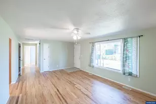 1625 Jackson St SE, Albany, OR 97322 - Photo 8