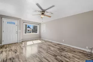 2790 S 9th St, Lebanon, OR 97355 - Photo 6
