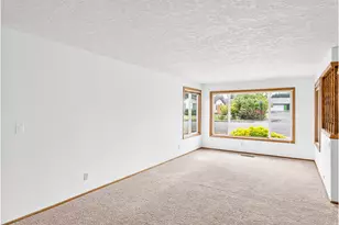 4847 Capistrano Ct NE, Salem, OR 97305 - Photo 6