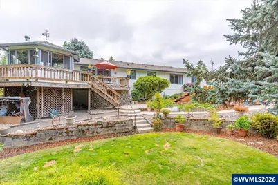 1360 SW Laurelwood Dr, Dallas, OR 97338 - Photo 28