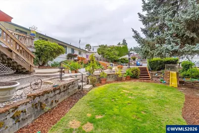 1360 SW Laurelwood Dr, Dallas, OR 97338 - Photo 48