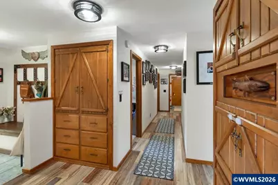 1360 SW Laurelwood Dr, Dallas, OR 97338 - Photo 6