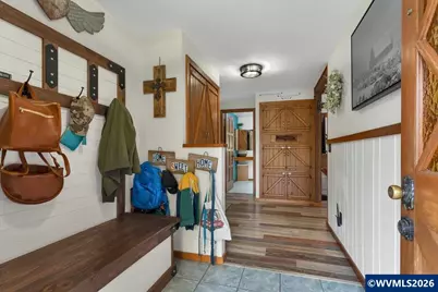 1360 SW Laurelwood Dr, Dallas, OR 97338 - Photo 14