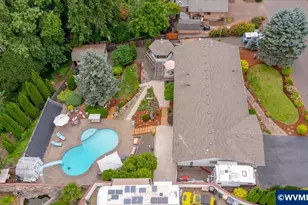 1360 SW Laurelwood Dr, Dallas, OR 97338 - Photo 12