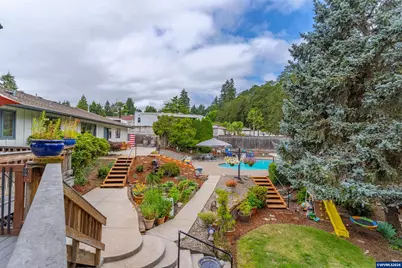 1360 SW Laurelwood Dr, Dallas, OR 97338 - Photo 1