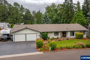 1360 SW Laurelwood Dr, Dallas, OR 97338 - Photo 2
