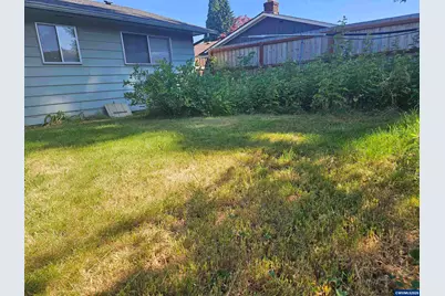 4526 Pennsylvania Av SE, Salem, OR 97317 - Photo 24