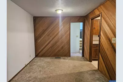 4526 Pennsylvania Av SE, Salem, OR 97317 - Photo 14