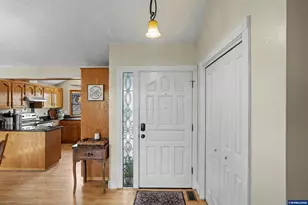 645 John St, Mount Angel, OR 97362 - Photo 4