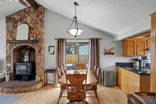 645 John St, Mount Angel, OR 97362 - Photo 26