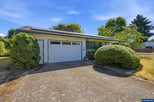 1404 Umpqua Rd, Woodburn, OR 97071 - Photo 4