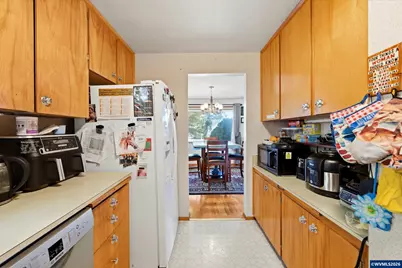 1404 Umpqua Rd, Woodburn, OR 97071 - Photo 12