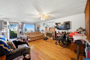 1404 Umpqua Rd, Woodburn, OR 97071 - Photo 8