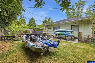 1755 Madison St NE, Salem, OR 97301 - Photo 24