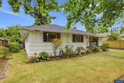 1755 Madison St NE, Salem, OR 97301 - Photo 2