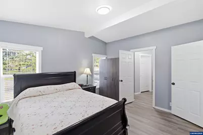 38415 Century Dr NE, Albany, OR 97322 - Photo 16