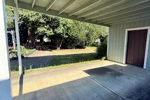1103 N Springbrook Rd, Newberg, OR 97132 - Photo 6