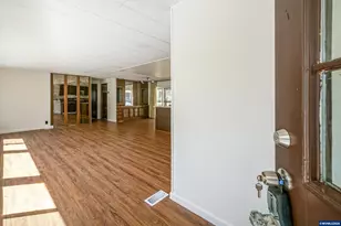 1103 N Springbrook Rd, Newberg, OR 97132 - Photo 10