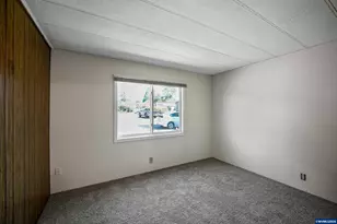 1103 N Springbrook Rd, Newberg, OR 97132 - Photo 28