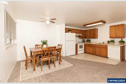143 SW Wake Robin Av, Corvallis, OR 97333 - Photo 10
