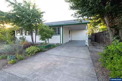 143 SW Wake Robin Av, Corvallis, OR 97333 - Photo 2