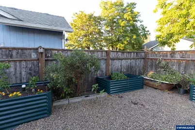 143 SW Wake Robin Av, Corvallis, OR 97333 - Photo 28