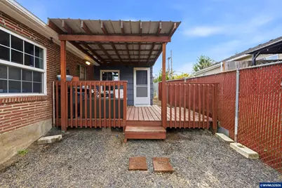 3055 Hollywood Dr NE, Salem, OR 97305 - Photo 24