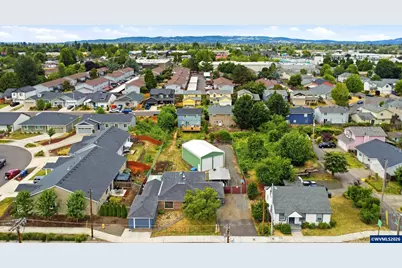 3055 Hollywood Dr NE, Salem, OR 97305 - Photo 38