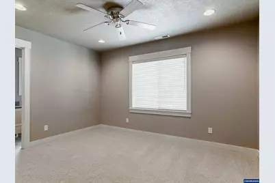 5489 Salal St SE, Salem, OR 97306 - Photo 34