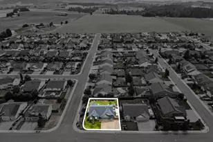 452 SE Arbor St, Sublimity, OR 97385 - Photo 2