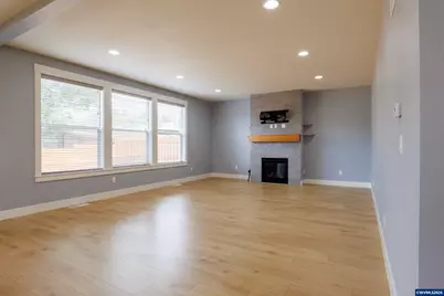 3173 Garrett St NW, Salem, OR 97304 - Photo 4