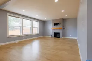 3173 Garrett St NW, Salem, OR 97304 - Photo 4