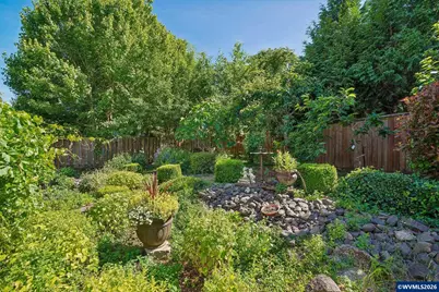 325 Stellers Eagle St NW, Salem, OR 97304 - Photo 42