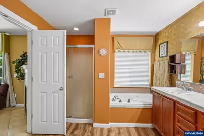 325 Stellers Eagle St NW, Salem, OR 97304 - Photo 28