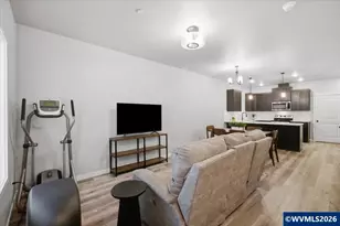 3751 Village Center Dr SE, Salem, OR 97302 - Photo 12