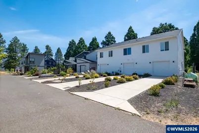 3751 Village Center Dr SE, Salem, OR 97302 - Photo 30
