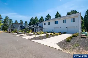 3751 Village Center Dr SE, Salem, OR 97302 - Photo 30