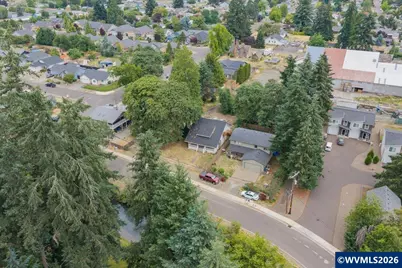 1893 River Rd, Lebanon, OR 97355 - Photo 2