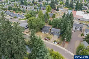 1893 River Rd, Lebanon, OR 97355 - Photo 2