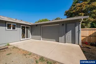 261 SE Dimick St, Dallas, OR 97338 - Photo 36