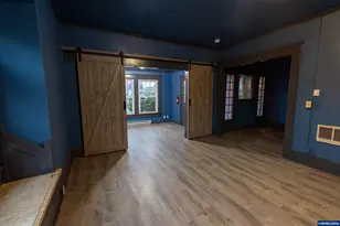2306 3rd St, Tillamook, OR 97141 - Photo 10