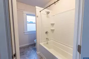 2306 3rd St, Tillamook, OR 97141 - Photo 20