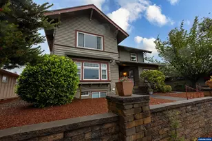 2306 3rd St, Tillamook, OR 97141 - Photo 4