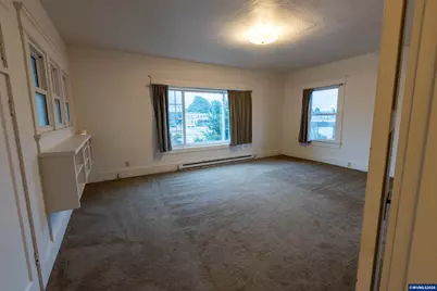 2306 3rd St, Tillamook, OR 97141 - Photo 32