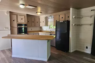 38129 Weirich Dr, Lebanon, OR 97355 - Photo 14