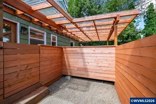 1020 N 3rd St, Woodburn, OR 97071 - Photo 44