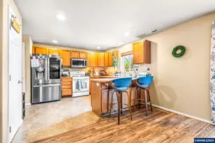 226 Breezy Wy NE, Albany, OR 97322 - Photo 8